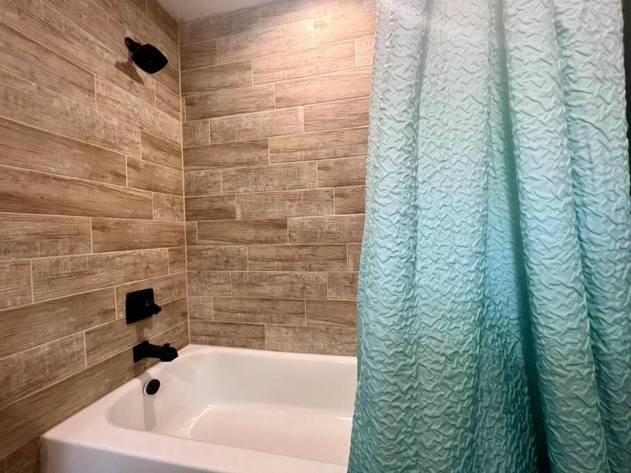Deluxe Cabin 1 - Rogue River Resort Грантс Пас Екстериор снимка